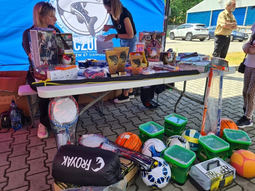 Zawody wędkarskie nad stawem z okazji Dnia Dziecka - czerwiec 2024